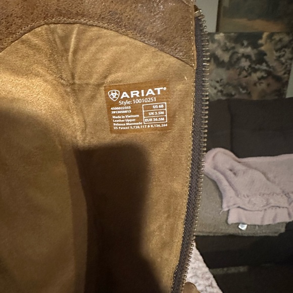 Ariat cowboy boots - Picture 5 of 5
